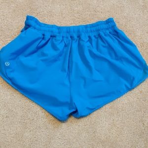Lululemon hotty hot shorts size 6